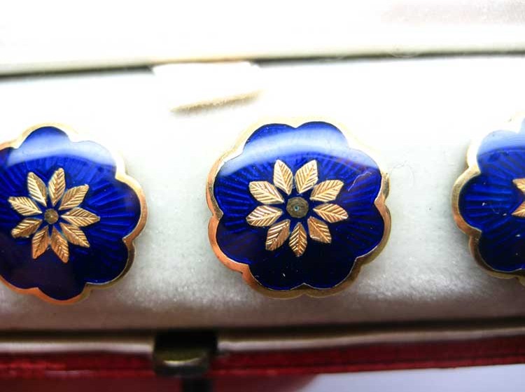 Victorian 18ct Gold & Blue Enamel Buttons in Original Case