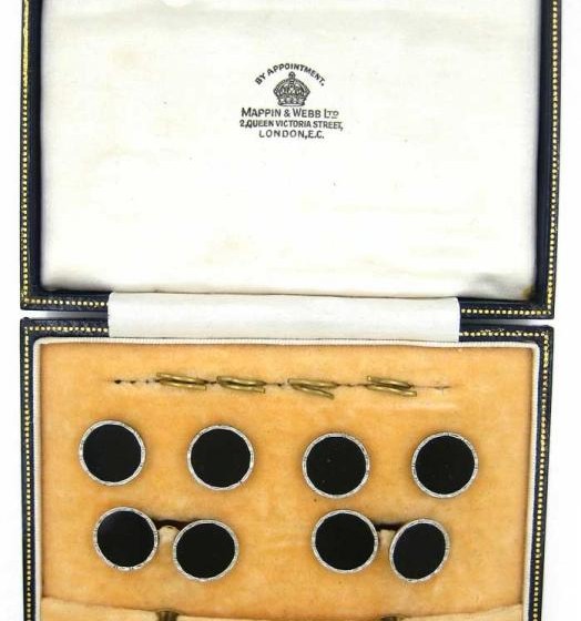 Round Platinum & Onyx Dress Set