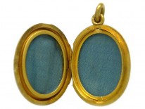 18ct Gold Locket with Ruby, Emerald, Diamond & Pearl Detail