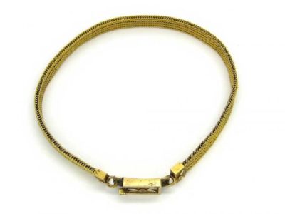 Early 19th Century 18ct Gold Woven Mesh Bracelet with Three Colour Gold Clasp