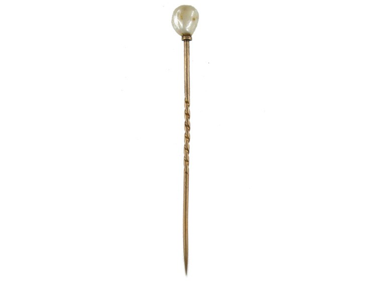 Natural Pearl Tie Pin