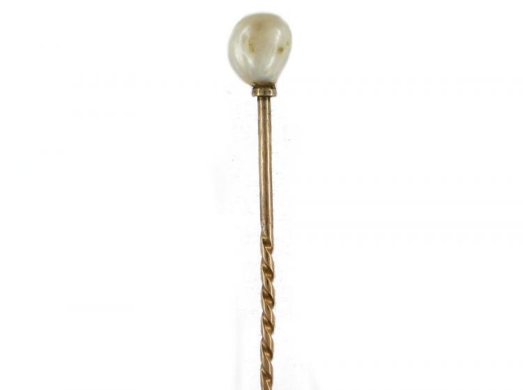 Natural Pearl Tie Pin