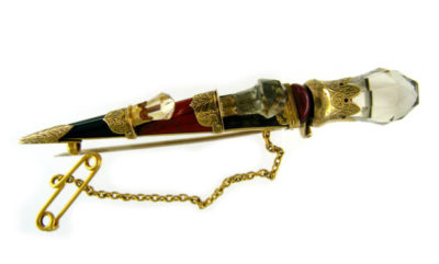 Scottish Gold Dirk Brooch
