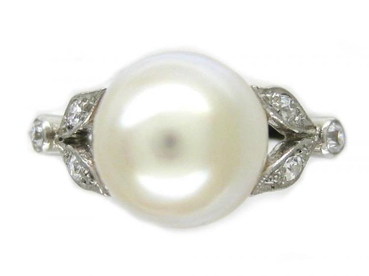 Pearl & Diamond Ring
