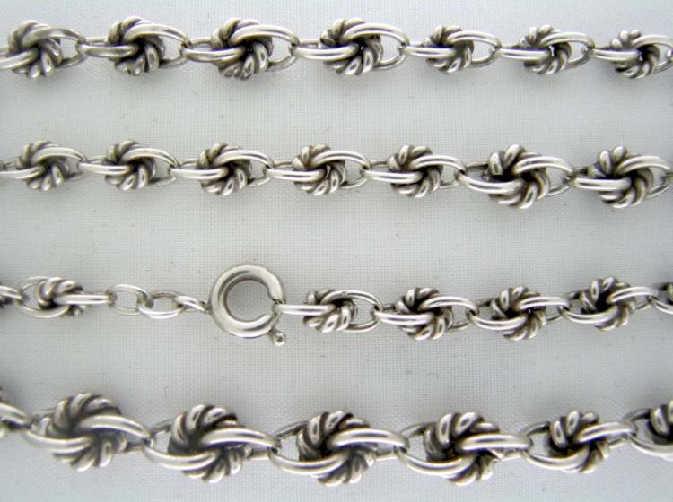 Silver Knot-Link Necklace