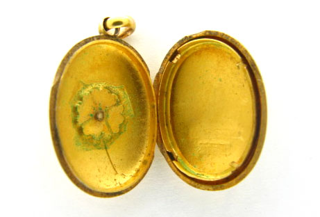 15ct Gold Locket
