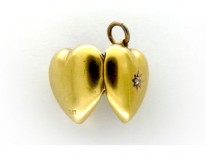 15ct Gold Heart Locket