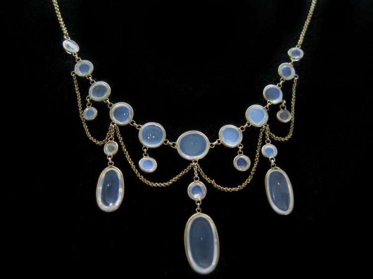 Edwardian Gold Moonstone Necklace
