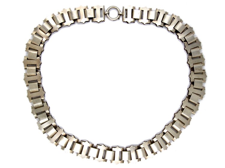 Silver Victorian Collar