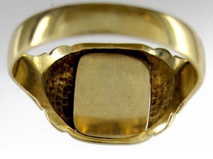 Swivel Enamel Ring