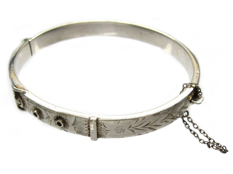 Silver Narrow Buckle Bangle