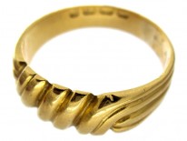 Victorian 18ct Gold Scrollwork Band