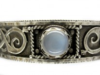 Early 20th Century Silver Celtic Design Armband attributed to the Artificer's guild