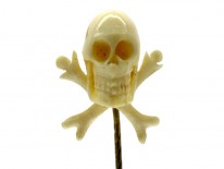 Skull & Crossbones Tie Pin