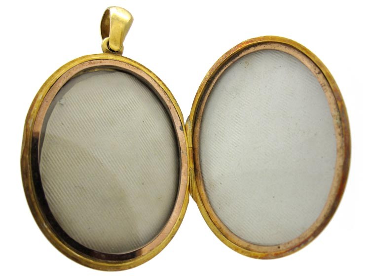 18ct Gold Locket