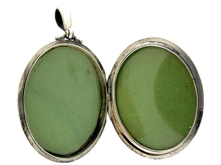 Silver Victorian Large Locket