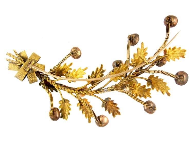 Georgian Tremblant Brooch