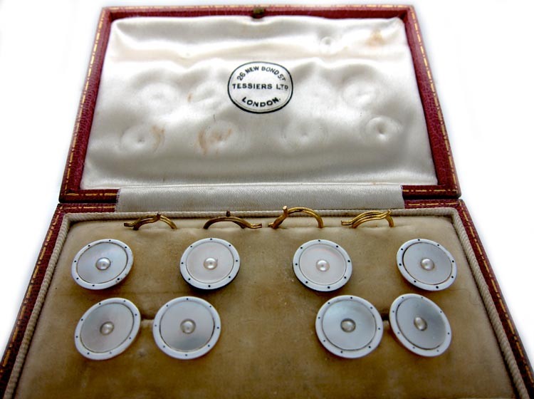 9ct Cufflinks & Studs Set in Original Case