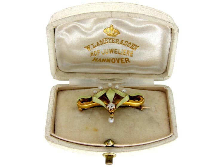 Enamel 14ct Gold Art Nouveau Brooch