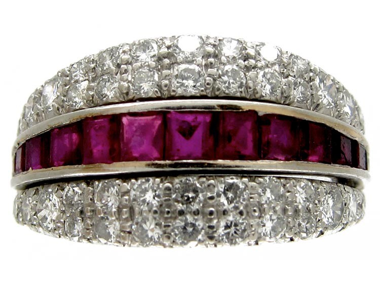 Flip Over Night & Day Gem Set Ring