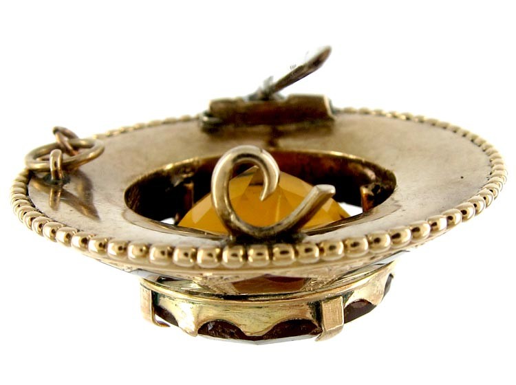 Scottish Gold & Agate Brooch