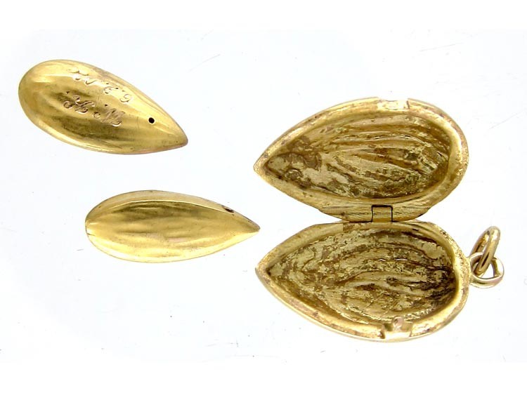 Almond Charm