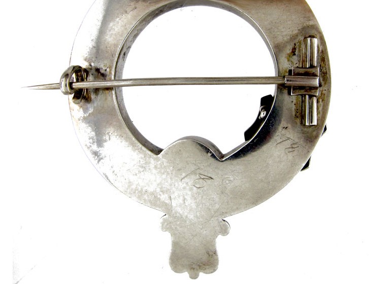 Scottish Silver & Agate Garter Brooch