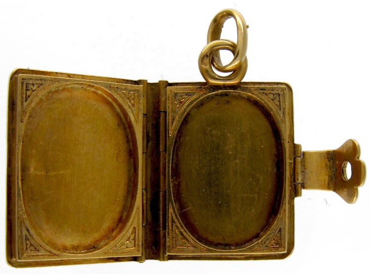 18ct French Book Locket