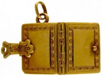 18ct French Book Locket