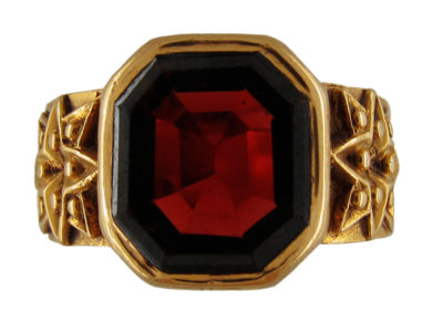 Flat Cut Garnet 18ct Gold Victorian Ring