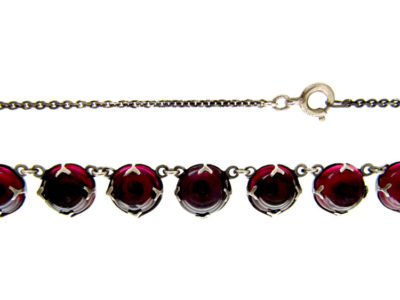 Cabochon Garnet Silver Collar