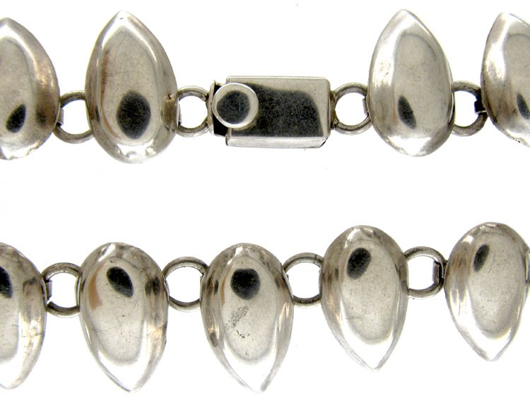 Silver Almond Shaped Collar