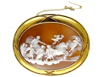 Neo Classical Shell Cameo in Original Case