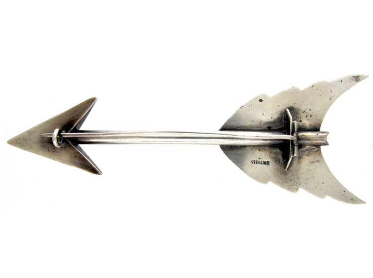 Large Silver Victorian Engraved Arrow Brooch