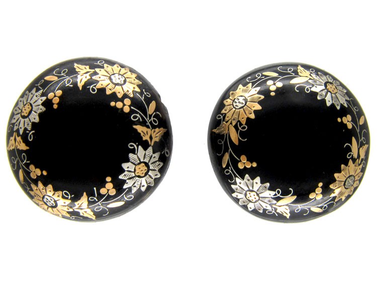 Victorian Round Pique Earrings