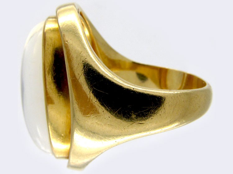 Moonstone Retro Gold Ring