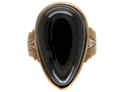 Victorian Cabochon Garnet Gold Ring