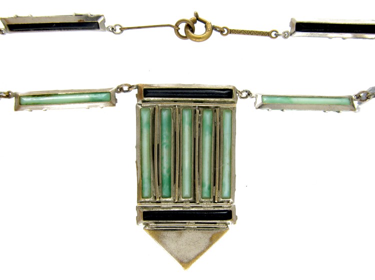 Art Deco Jade Glass Necklace