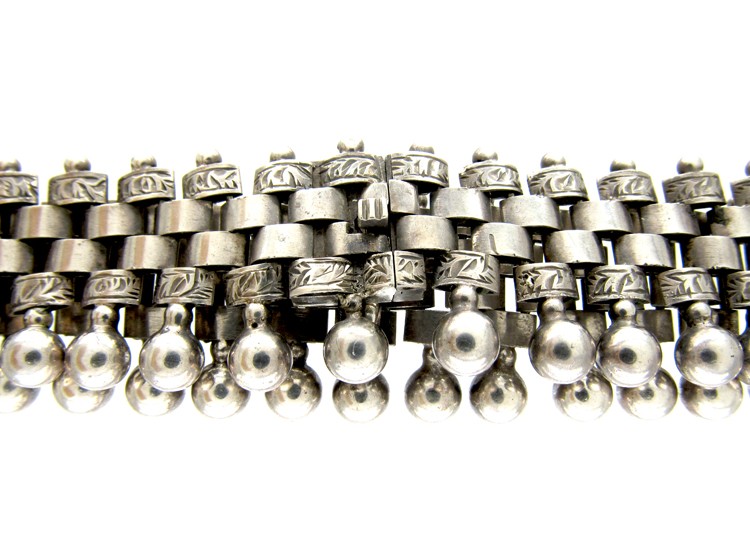 Victorian Wide Silver Collar
