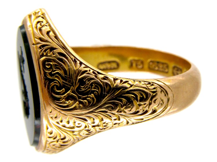 Victorian Dolphin Intaglio 15ct Gold Signet Ring