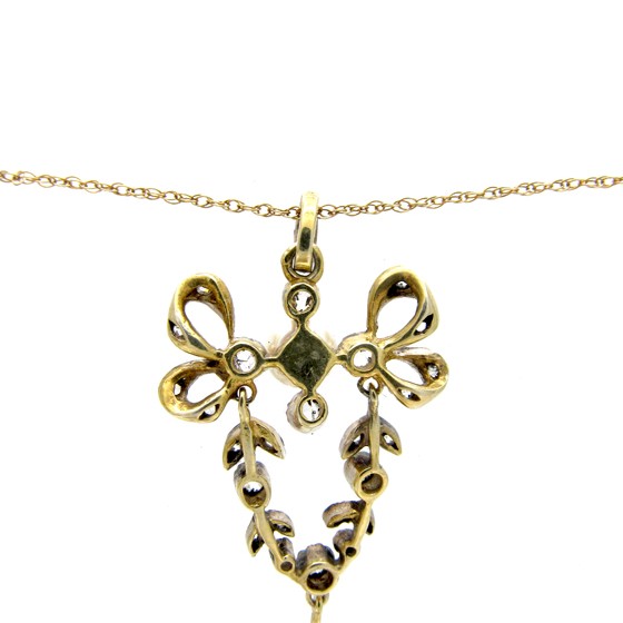 Diamond & Pearl Pendant on Chain