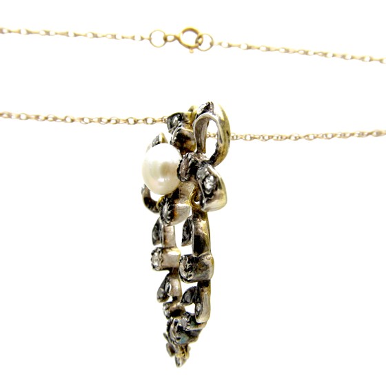 Diamond & Pearl Pendant on Chain