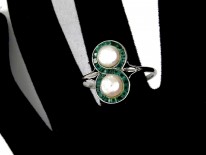 Figure of Eight Emerald & Natural Pearl Art Deco Ring