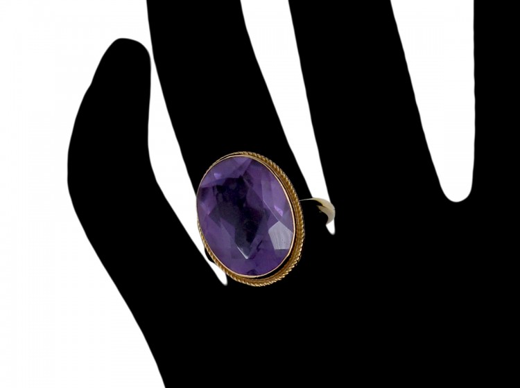 Amethyst 9ct Gold Ring