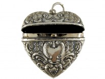 Silver Heart Opening Pendant