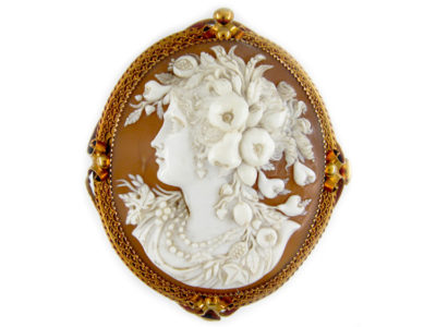 Victorian 18ct Gold Cameo Brooch