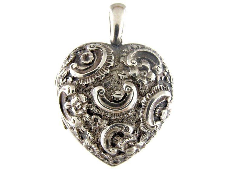 Victorian Silver Heart Shaped Vinaigrette