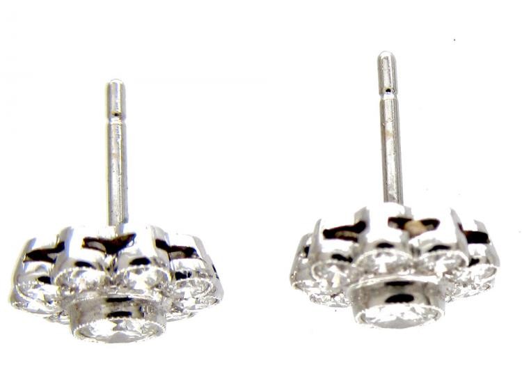 Diamond Flowerhead Cluster Earstuds