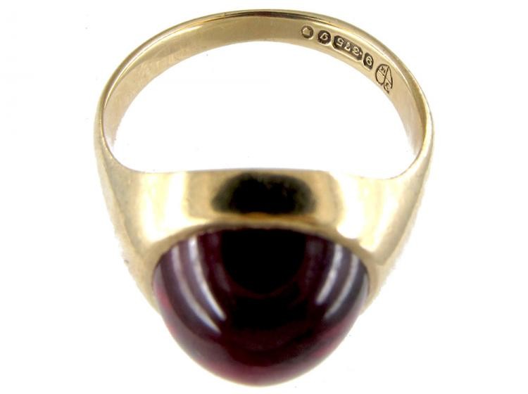 Garnet Cabochon 9ct Gold Ring