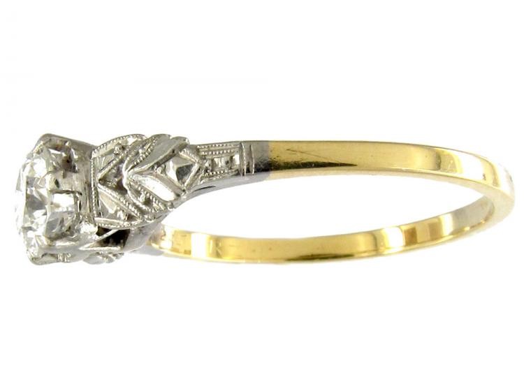 Art Deco Single Stone Diamond Ring Set in 18ct Yellow Gold